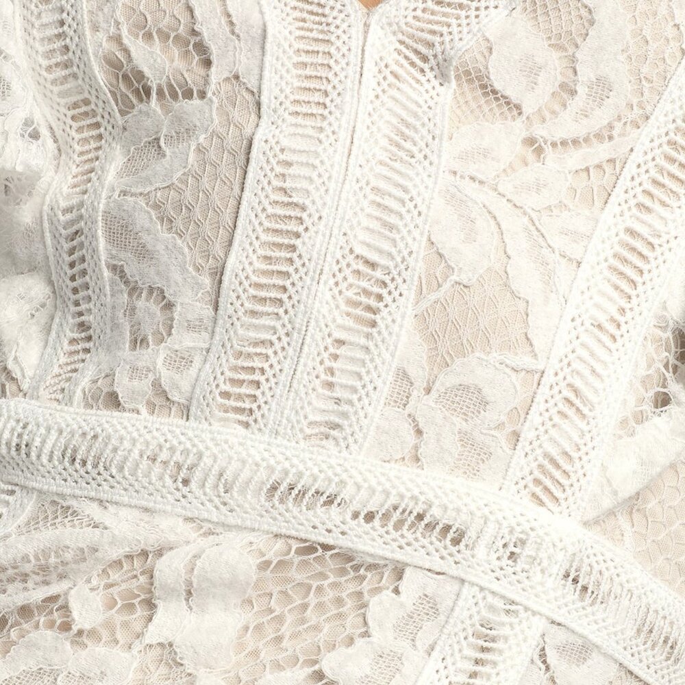NWT Lulus This Moment in Time White Lace Ruffled Maxi Dress - Picture 5 of 9